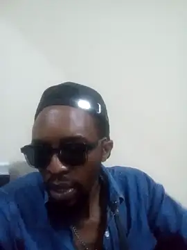 Snapshot of Blck420 chatting on 22, 11, 2025 Blck420 online show from 22, 11, 2025