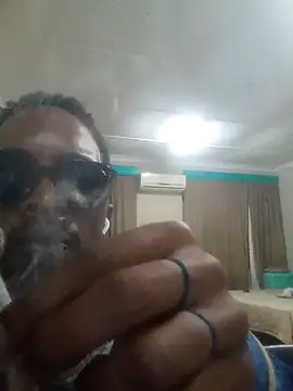 Snapshot of Blck420 chatting on 24, 11, 2025 Blck420 online show from 24, 11, 2025