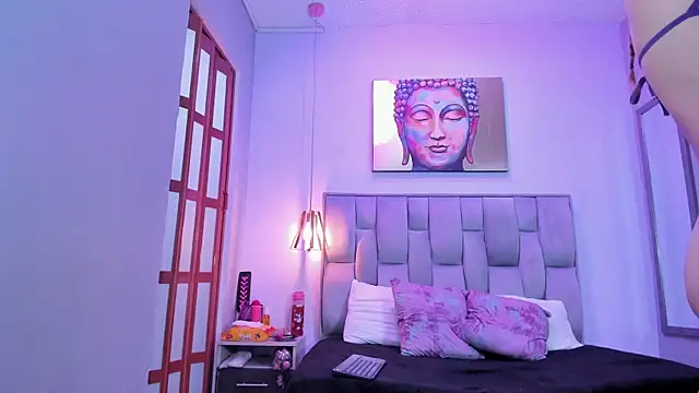 Violet-Storm- online show from 15, 12, 2025