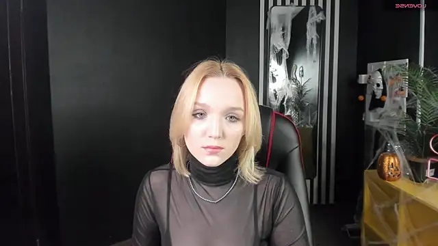 Rita Sunny online show from 27, 10, 2025