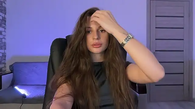 Snapshot of karinamoonss chatting on 26, 11, 2025 karinamoonss online show from 26, 11, 2025