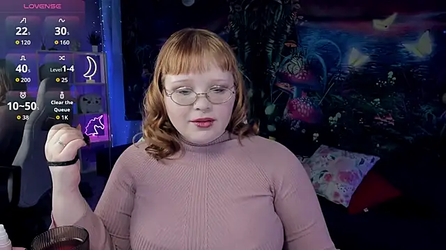 Snapshot of LottieReed chatting on 30, 11, 2025 LottieReed online show from 30, 11, 2025