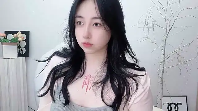 Snapshot of Love-hanzaizai718 chatting on 28, 11, 2025 Love-hanzaizai718 online show from 28, 11, 2025