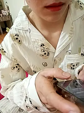 Cherry Le02 online show from 11, 1, 2026