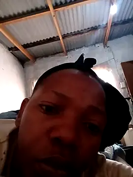 Snapshot of 09slambitch chatting on 14, 12, 2025 09slambitch online show from 14, 12, 2025