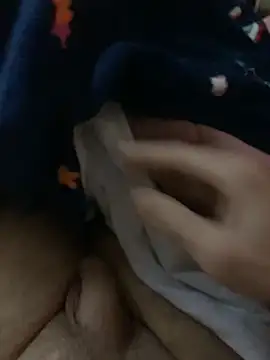 Snapshot of PassionCoupleLove chatting on 6, 11, 2025 PassionCoupleLove online show from 6, 11, 2025