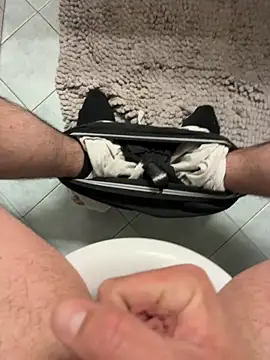 Snapshot of PassionCoupleLove chatting on 5, 4, 2026 PassionCoupleLove online show from 5, 4, 2026