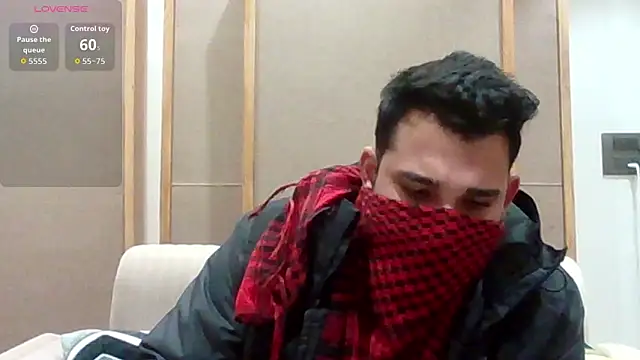 Snapshot of Besharam69 chatting on 19, 12, 2025 Besharam69 online show from 19, 12, 2025