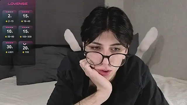 Snapshot of Oliver_star_boy_ chatting on 19, 12, 2025 Oliver star boy online show from 19, 12, 2025