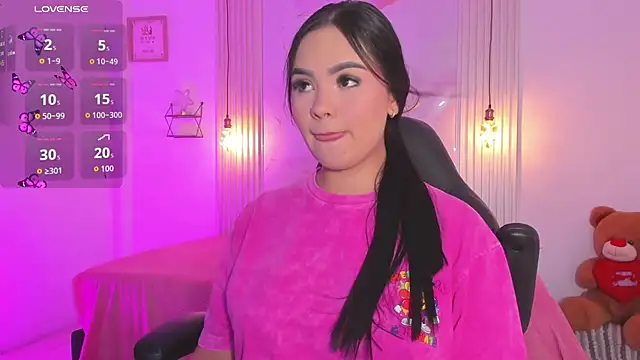 amber white15 online show from 10, 4, 2026