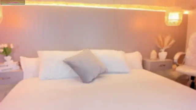 AmyColman  online show from 5, 3, 2026