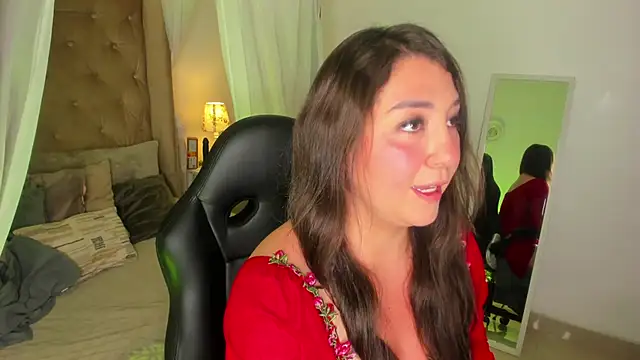 Myla mayfield online show from 18, 11, 2025