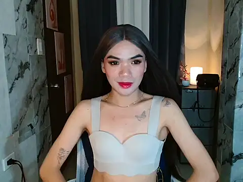 AlexaCollins0 online show from 10, 5, 2026