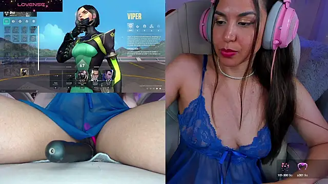 Snapshot of VenusIsLove_ chatting on 8, 12, 2024 VenusIsLove online show from 8, 12, 2024
