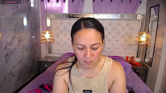 Snapshot of Melissa-roberts chatting on 3, 12, 2025 Melissa-roberts online show from 3, 12, 2025