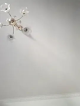 MissMonella85 online show from 18, 4, 2026