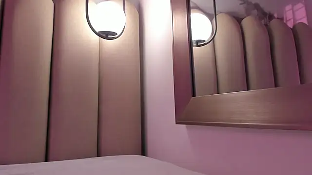 Snapshot of Vittoria__rossi chatting on 13, 12, 2025 Vittoria rossi online show from 13, 12, 2025