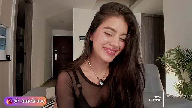 Snapshot of Amel_Rose chatting on 1, 12, 2025 Amel Rose online show from 1, 12, 2025