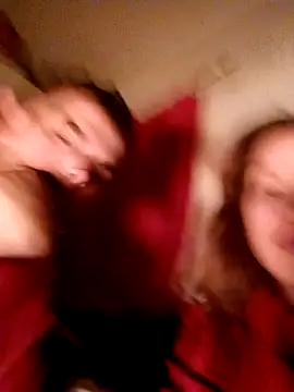 Snapshot of dulcessecretos chatting on 25, 11, 2025 dulcessecretos online show from 25, 11, 2025