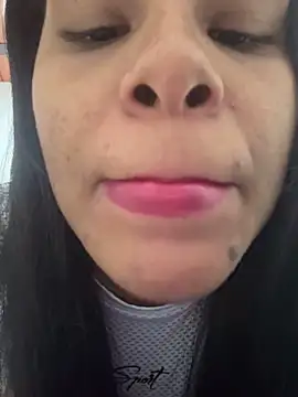 Snapshot of NikolRose chatting on 9, 11, 2025 NikolRose online show from 9, 11, 2025