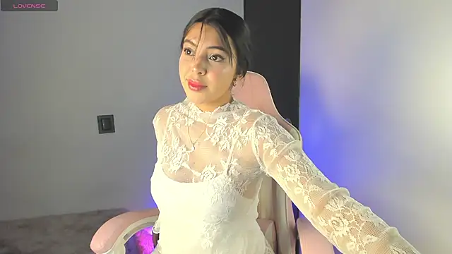 Snapshot of samaraa_lamm chatting on 28, 10, 2025 samaraa lamm online show from 28, 10, 2025