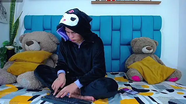 Hot Boys Latinos X online show from 20, 3, 2026