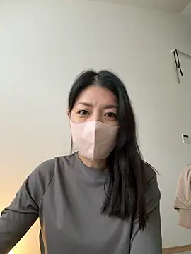 akimix xoxo online show from 18, 11, 2025