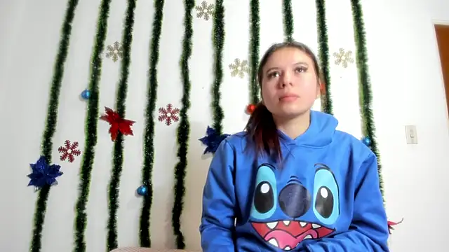 Vanessa Martinz online show from 3, 12, 2025