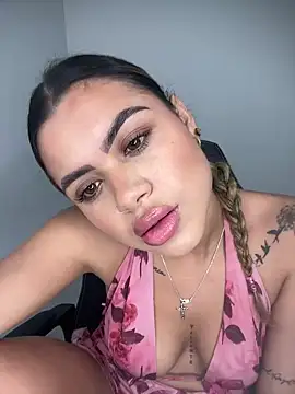 Alanna-foxx online show from 11, 11, 2025