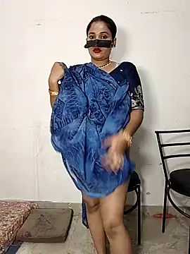 Snapshot of Heena-143 chatting on 1, 6, 2026 Heena-143 online show from 1, 6, 2026