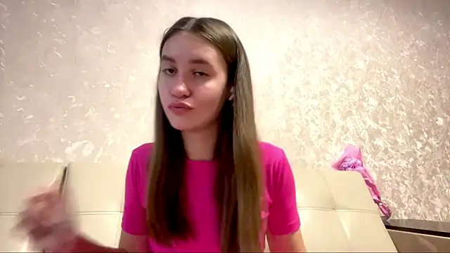Snapshot of CurelJuule chatting on 24, 10, 2025 CurelJuule online show from 24, 10, 2025