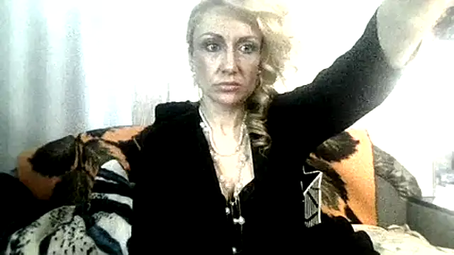 Snapshot of LilaniLoverx chatting on 14, 12, 2025 LilaniLoverx online show from 14, 12, 2025