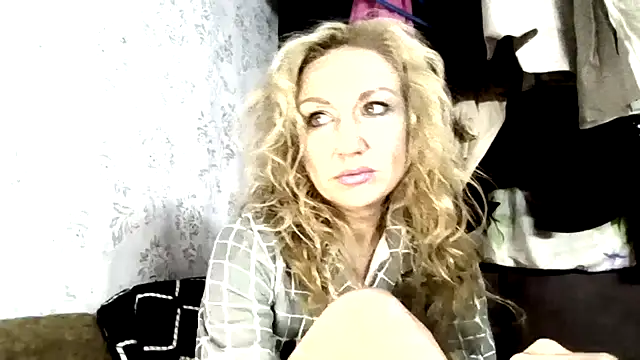 LilaniLoverx online show from 20, 12, 2025