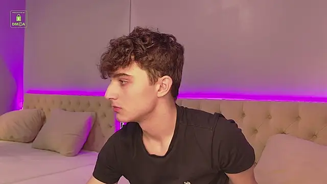 Snapshot of Richard_steele_hot chatting on 2, 11, 2025 Richard steele hot online show from 2, 11, 2025