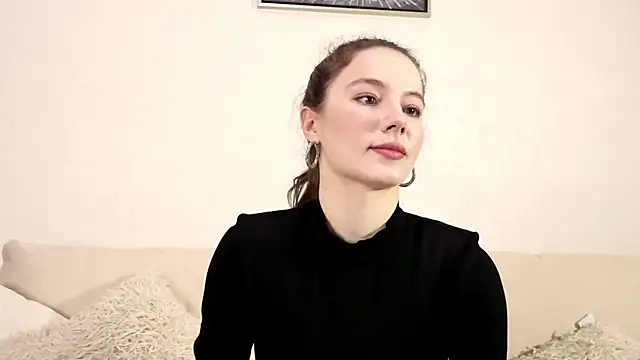 Snapshot of Petalwren chatting on 15, 12, 2025 Petalwren online show from 15, 12, 2025