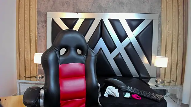 CloePerson online show from 6, 1, 2026