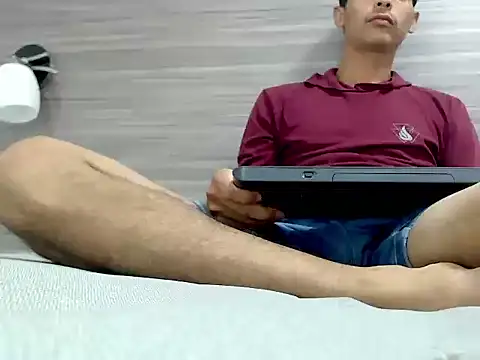 wiltom  online show from 26, 11, 2025