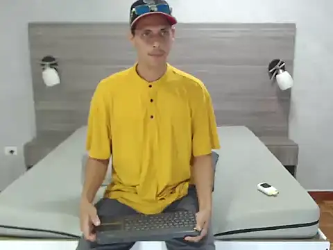 wiltom  online show from 30, 11, 2025