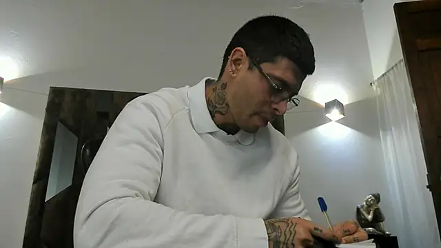 MATEO DILUCA online show from 26, 11, 2025