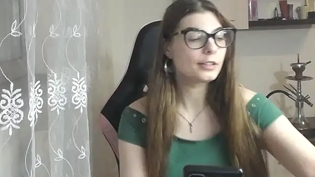 sweetbabygirlforyou online show from 16, 7, 2026