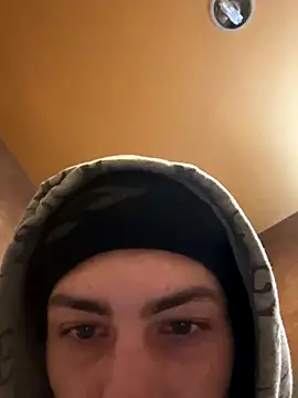 Snapshot of slimshadypt2 chatting on 12, 11, 2025 slimshadypt2 online show from 12, 11, 2025