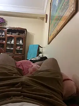 Snapshot of Unique-Man chatting on 4, 11, 2025 Unique-Man online show from 4, 11, 2025