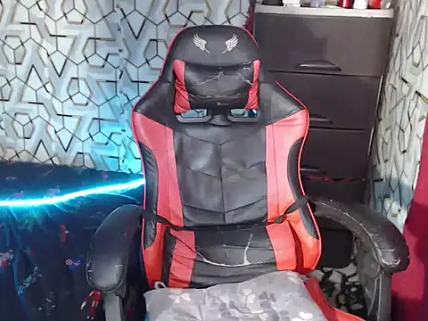 slimraz02 online show from 13, 11, 2025