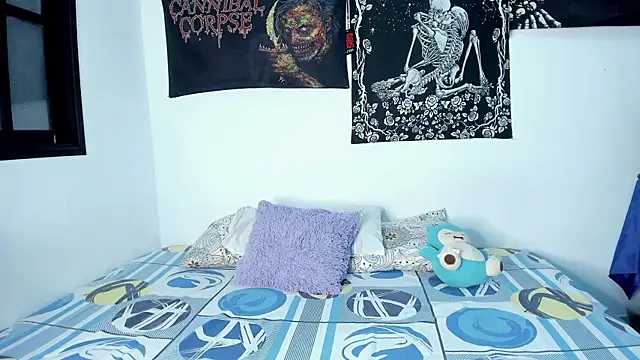 Snapshot of DagmarMoon chatting on 13, 12, 2025 DagmarMoon online show from 13, 12, 2025