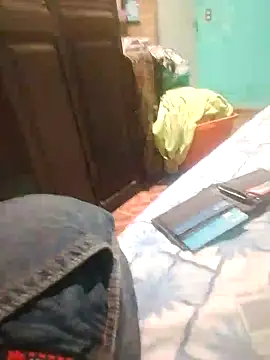 Snapshot of crazyyela chatting on 25, 10, 2025 crazyyela online show from 25, 10, 2025