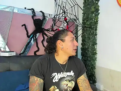 Snapshot of ErosyVenus69 chatting on 5, 11, 2025 ErosyVenus69 online show from 5, 11, 2025