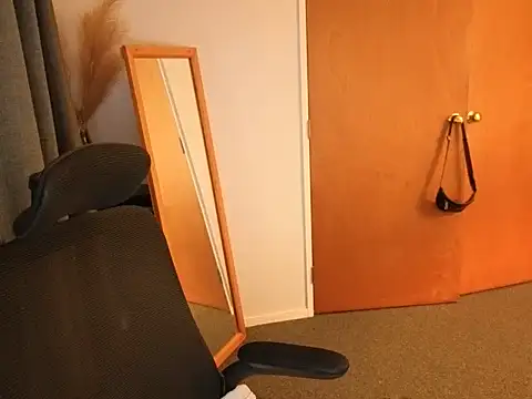 john clarisa online show from 8, 4, 2026