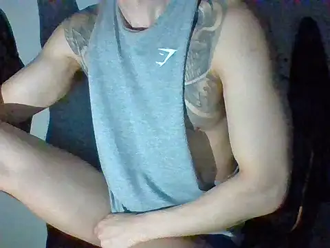 Snapshot of jaydenasiantattoo chatting on 2, 11, 2025 jaydenasiantattoo online show from 2, 11, 2025