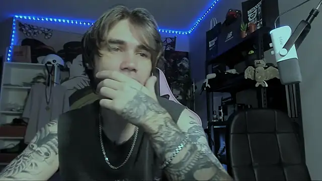 Snapshot of Go_V_Cs chatting on 26, 10, 2025 Go V Cs online show from 26, 10, 2025