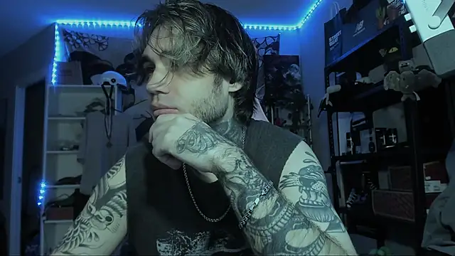 Snapshot of Go_V_Cs chatting on 1, 11, 2025 Go V Cs online show from 1, 11, 2025